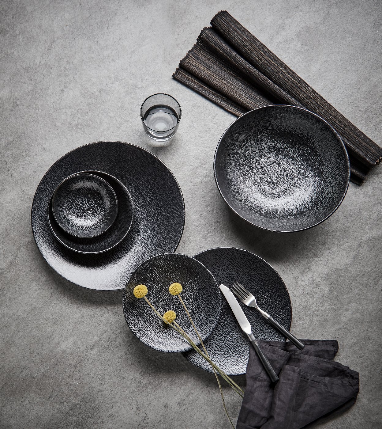 Kaori bowl D14 black metallic/ray stoneware