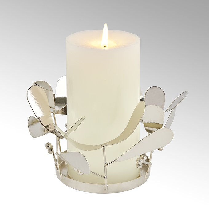 Nespola pillar candle holder
