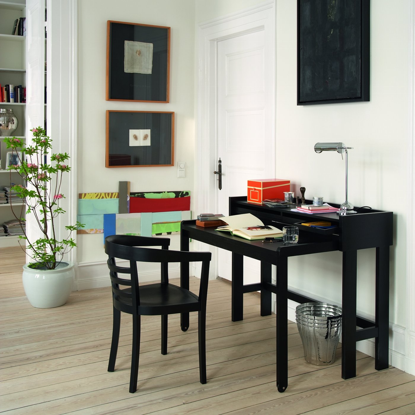 Modesto desk oak black stained 120 x 58 x 93 cm
