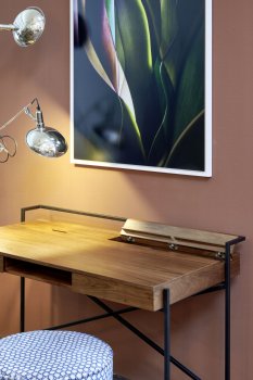 Derrick desk walnut veneer 120 x 63 x 80,5 cm
